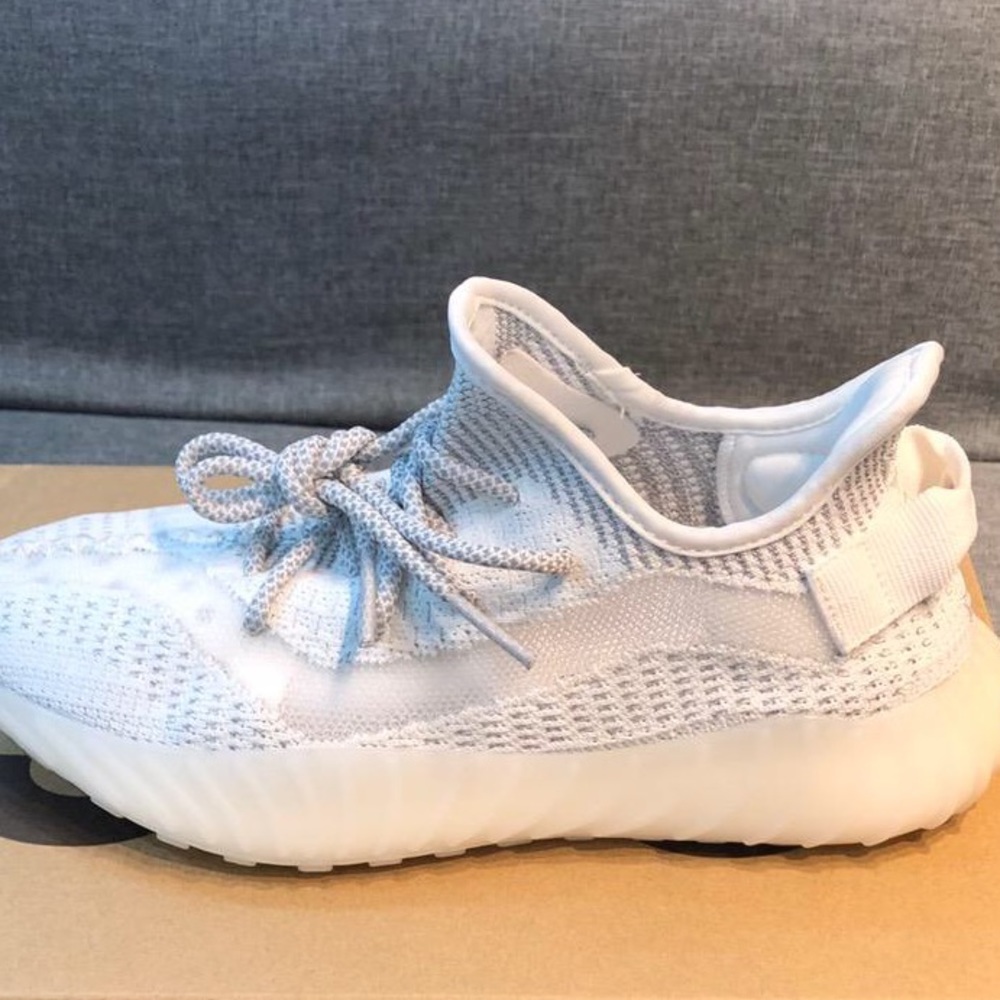 Yeezy Sneakers